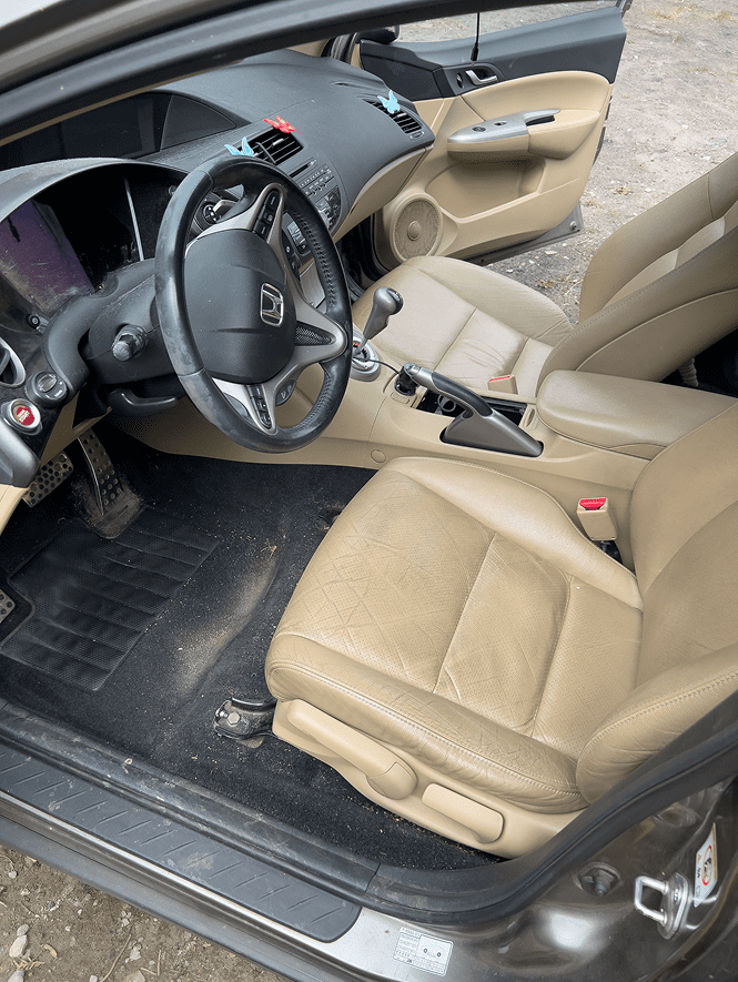 honda civic czyszczenie skórzanej tapicerki i bagażnika (1)