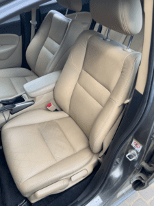 honda civic czyszczenie skórzanej tapicerki i bagażnika (3)