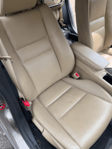 honda civic czyszczenie skórzanej tapicerki i bagażnika (5)
