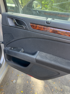 kompleksowe czyszczenie wnętrza i usuwanie sierści (3)