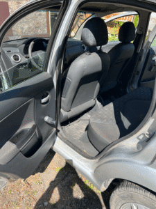 Kompleksowe czyszczenie wnętrza kompleksowe czyszczenie wnętrza oraz polerowanie reflektorów (13)