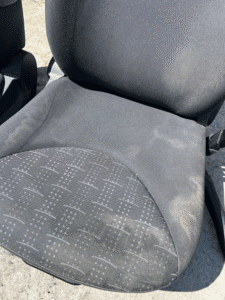 Kompleksowe czyszczenie wnętrza kompleksowe czyszczenie wnętrza oraz polerowanie reflektorów (23)