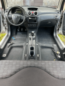 Kompleksowe czyszczenie wnętrza kompleksowe czyszczenie wnętrza oraz polerowanie reflektorów (27)