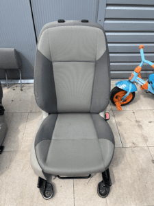 pranie tapicerki samochodowej grodzisk mazowiecki (1)